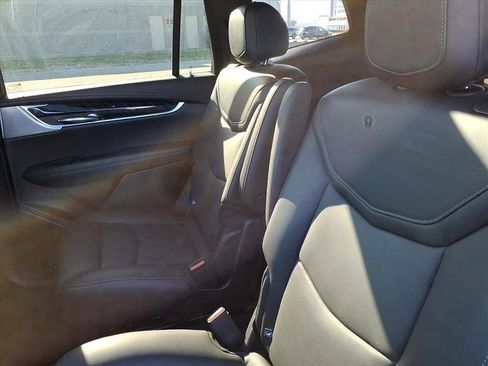 Used 2025 Cadillac XT6 Premium Luxury image 20