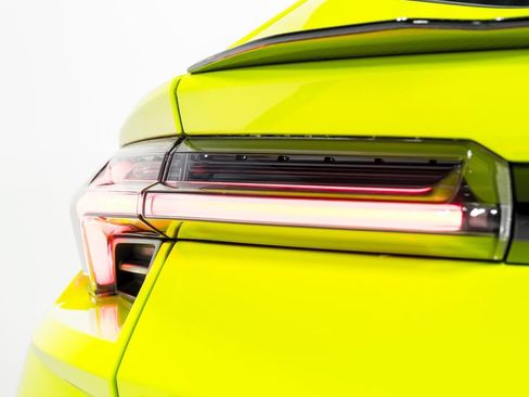 Used 2024 Lamborghini Urus Performante AWD/4WD image 63