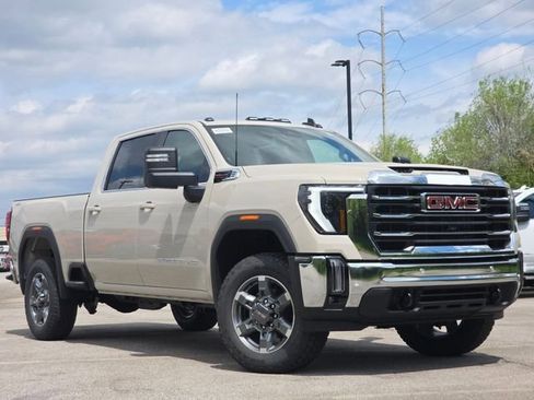 New 2026 GMC Sierra 2500 SLE w/ SLE Value Package; AWD/4WD image 2