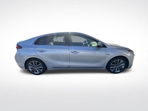 Used 2017 Hyundai Ioniq Limited FWD image 6