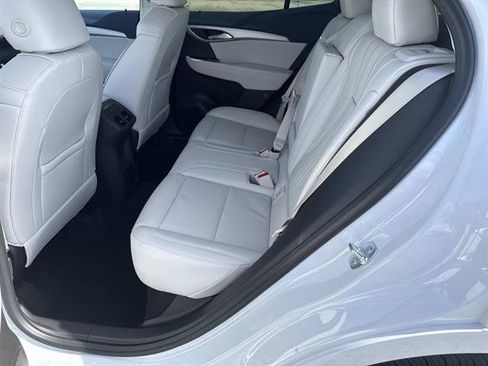 New 2026 Buick Envision Avenir image 17