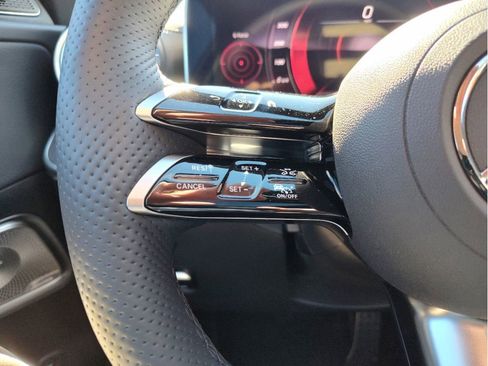 New 2025 Mercedes-Benz C 300 4MATIC Sedan image 19