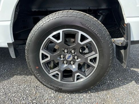 Used 2022 Ford F150 Lariat w/ Equipment Group 502A High AWD/4WD image 14