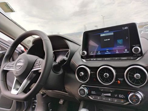 New 2025 Nissan Sentra SR w/ Midnight Edition image 16