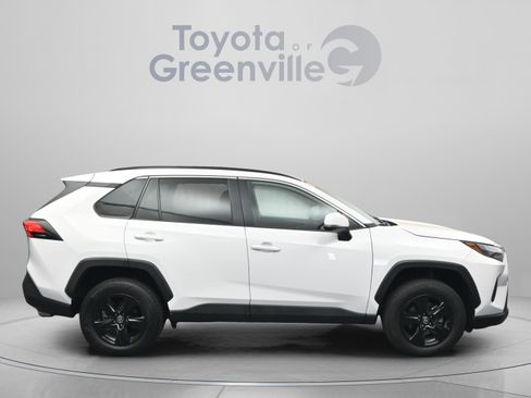 Used 2024 Toyota RAV4 XLE image 17