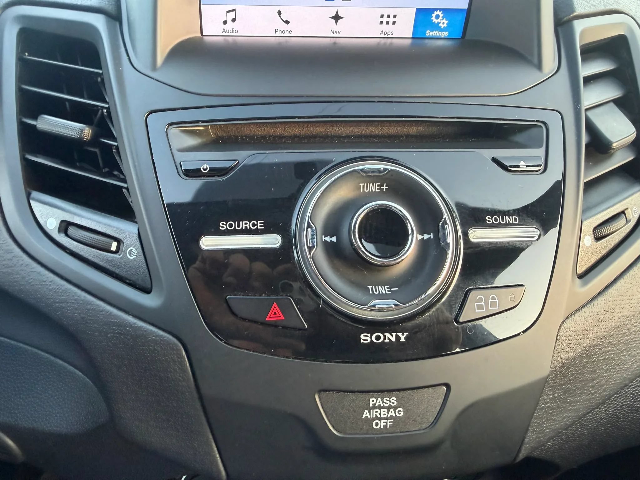 Used 2016 Ford Fiesta ST FWD image 46