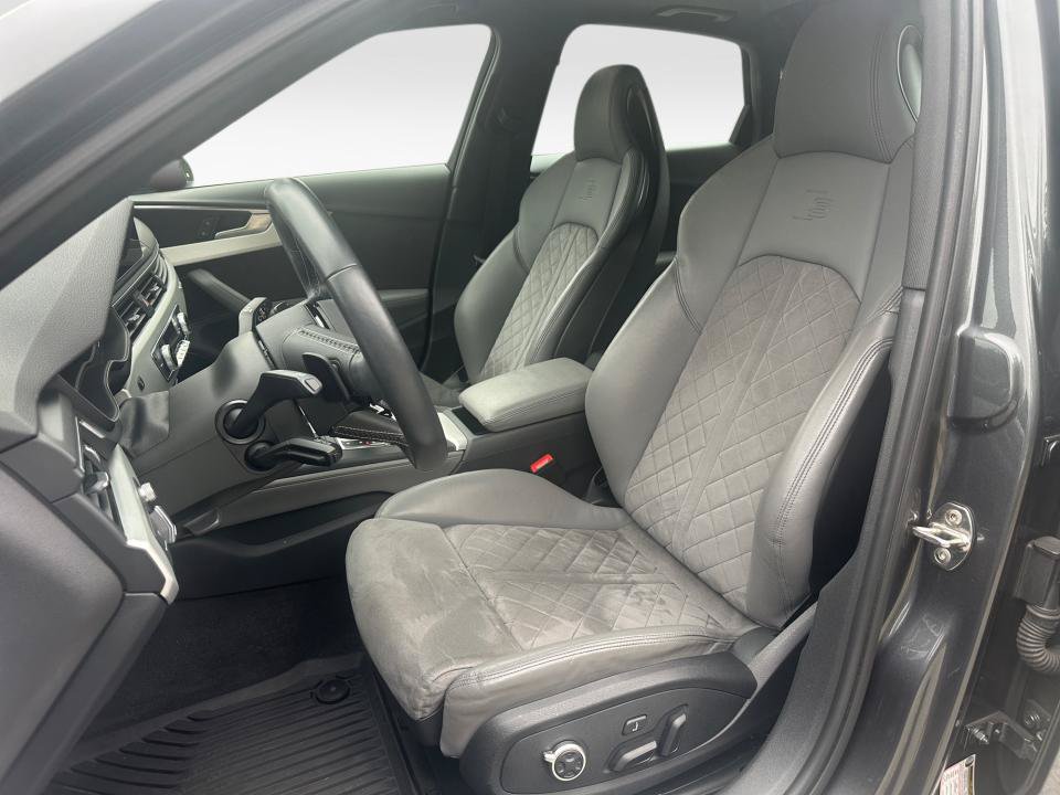 Used 2019 Audi S4 Prestige w/ Prestige Package AWD/4WD image 28