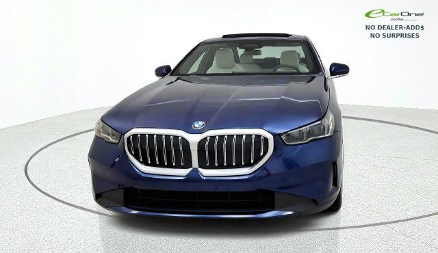 Used 2026 BMW 540i xDrive AWD/4WD image 3