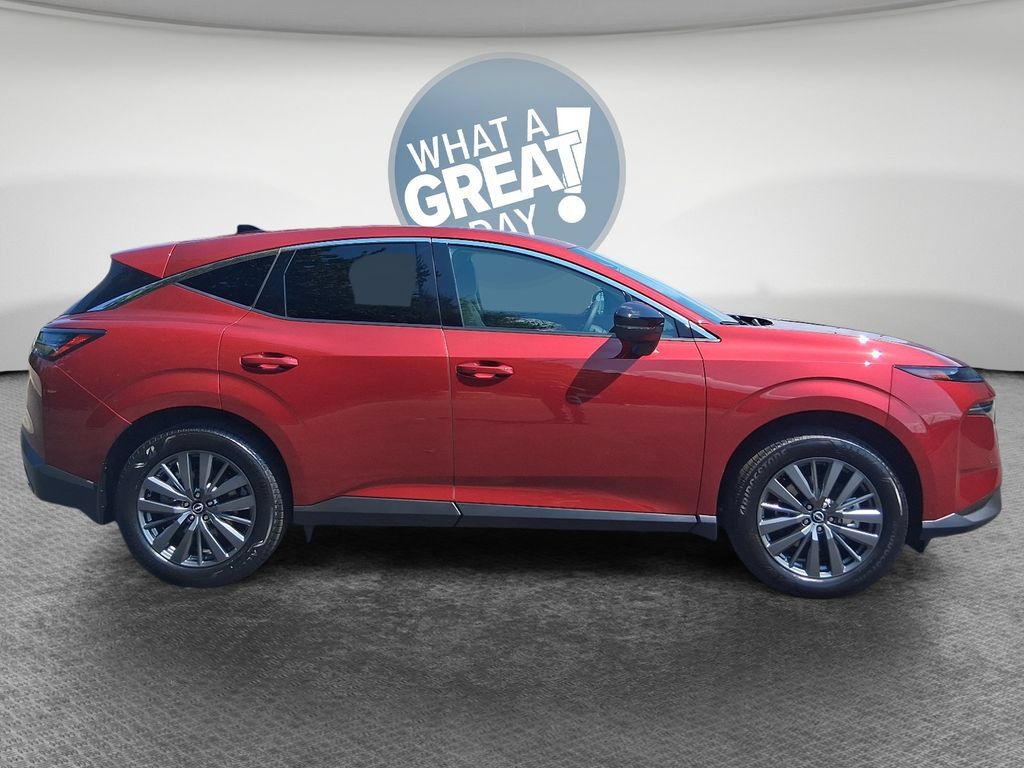 Used 2026 Nissan Murano SL AWD/4WD image 2