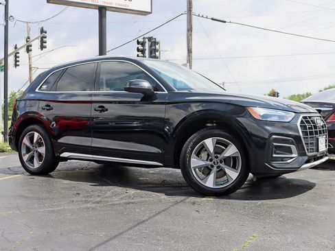Used 2022 Audi Q5 2.0T Premium Plus w/ Premium Plus Package AWD/4WD image 3