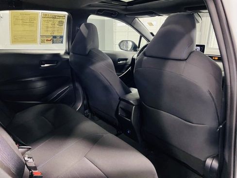Used 2021 Toyota Corolla SE image 32