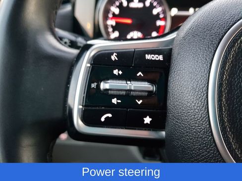 Used 2022 Kia Carnival SX image 15