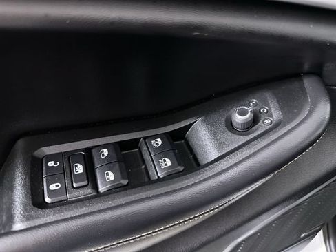 Used 2021 Jeep Grand Cherokee L Limited AWD/4WD image 24