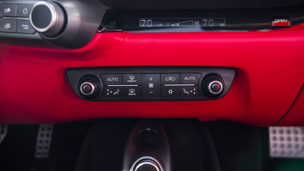 Used 2023 Ferrari 812 GTS RWD image 27