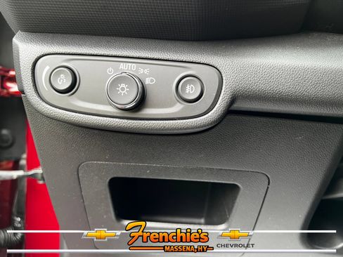 Used 2022 Chevrolet TrailBlazer LT AWD/4WD image 10