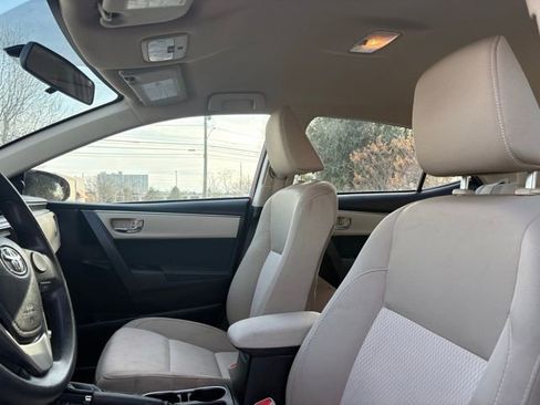 Used 2015 Toyota Corolla LE image 26