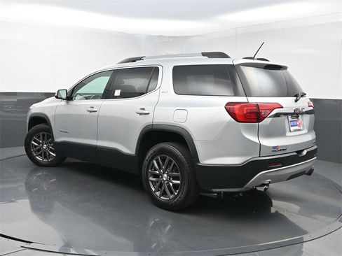Used 2019 GMC Acadia SLT image 23