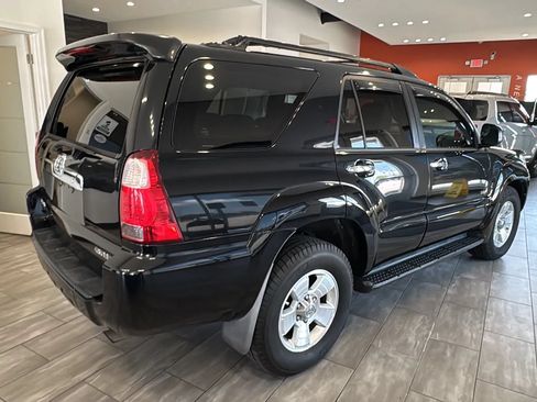Used 2008 Toyota 4Runner SR5 RWD image 5