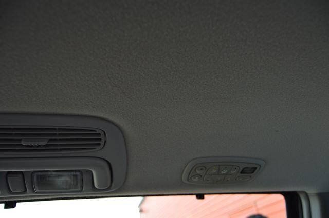 Used 2004 Toyota Sienna XLE Limited w/ Limited Pkg 5 FWD image 28