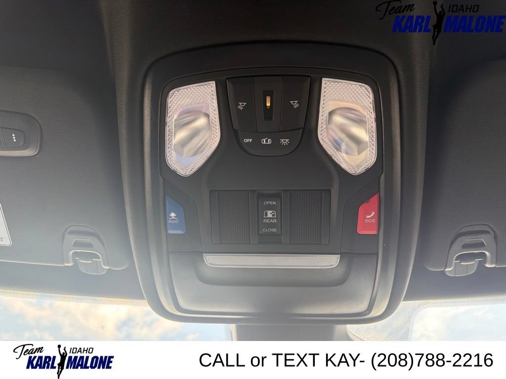 Used 2025 RAM 1500 Big Horn AWD/4WD image 46