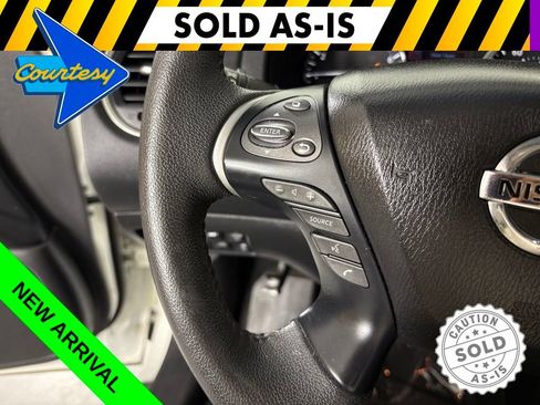 Used 2016 Nissan Pathfinder Platinum w/ Cargo Package FWD image 21