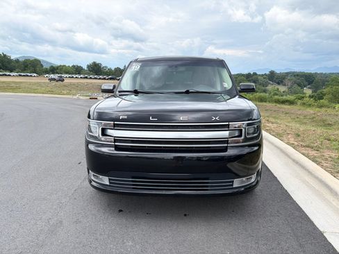 Used 2019 Ford Flex Limited FWD image 2
