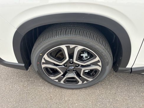 New 2026 Subaru Ascent Limited AWD/4WD image 7