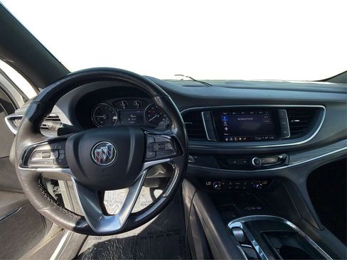 Used 2023 Buick Enclave Essence FWD image 21
