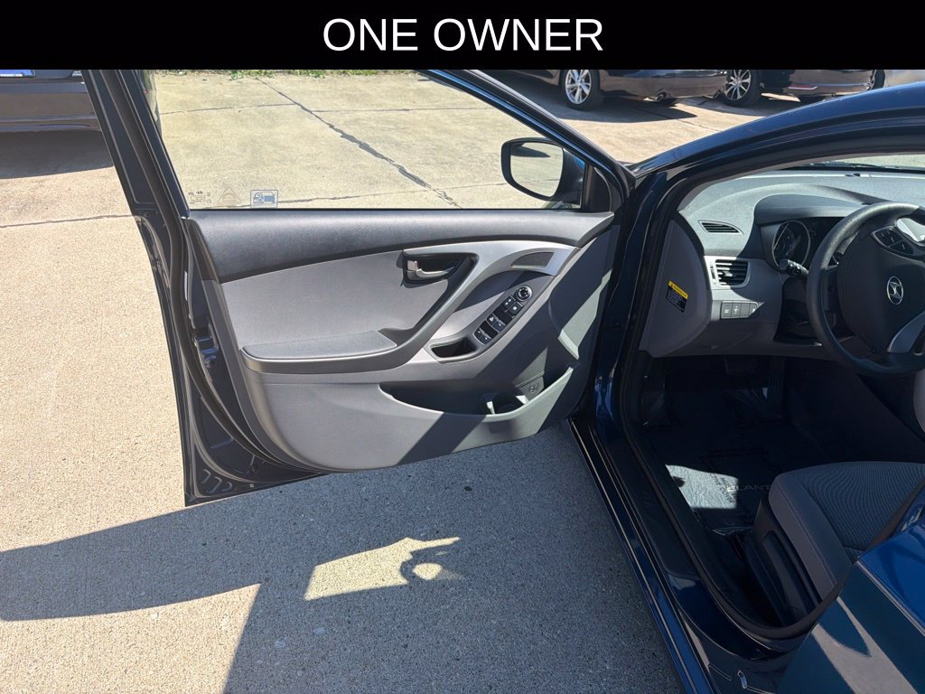Used 2016 Hyundai Elantra SE FWD image 5