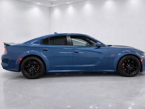 Used 2022 Dodge Charger Scat Pack RWD image 6