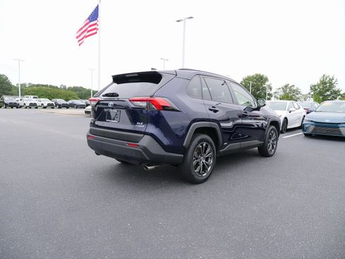 Used 2024 Toyota RAV4 XLE Premium image 4