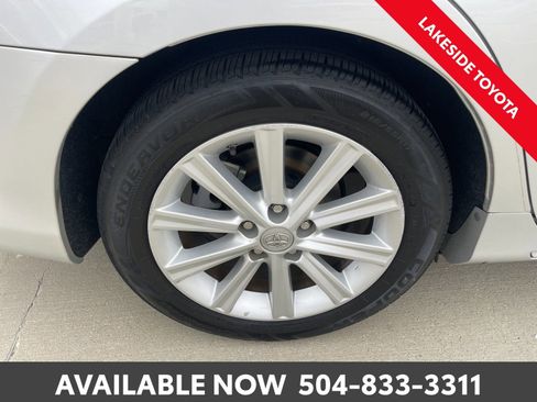 Used 2014 Toyota Camry XLE image 12