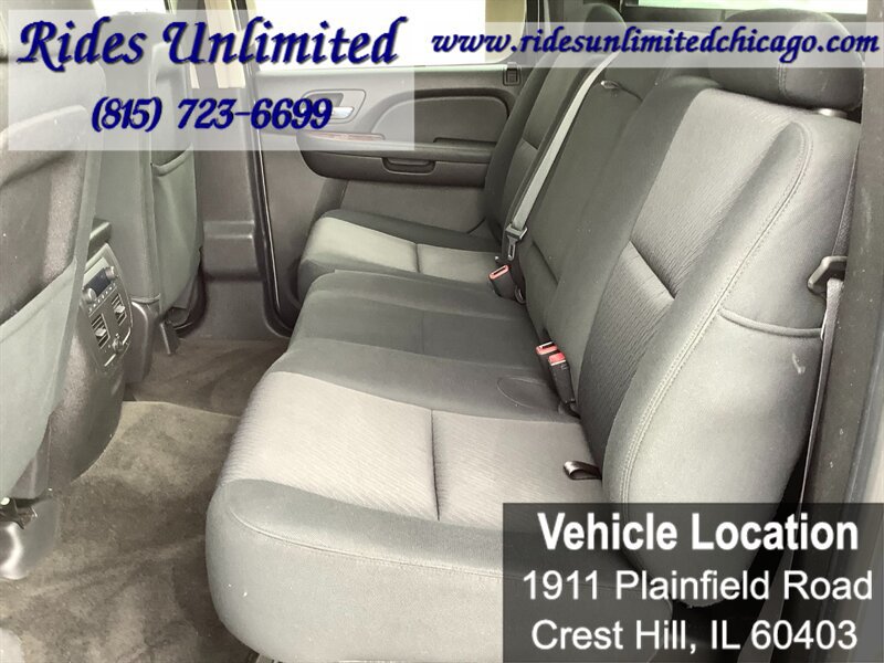Used 2013 Chevrolet Avalanche LS RWD image 30