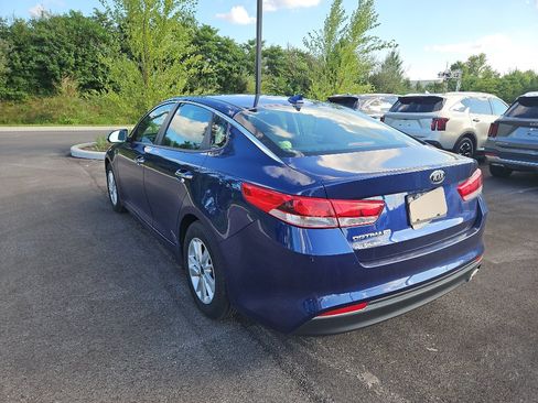 Used 2017 Kia Optima LX FWD image 5