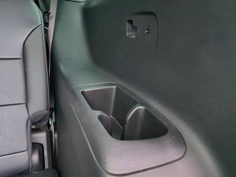 Used 2024 Chevrolet Traverse Z71 w/ Enhanced Driving Package image 30