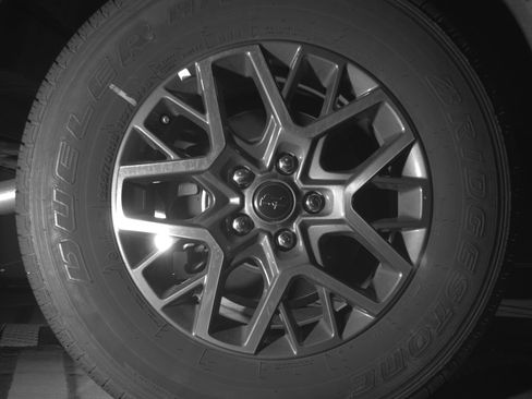 Used 2025 Jeep Wrangler Sahara image 15