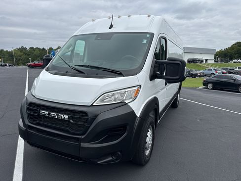 Used 2023 RAM ProMaster 2500 FWD image 1