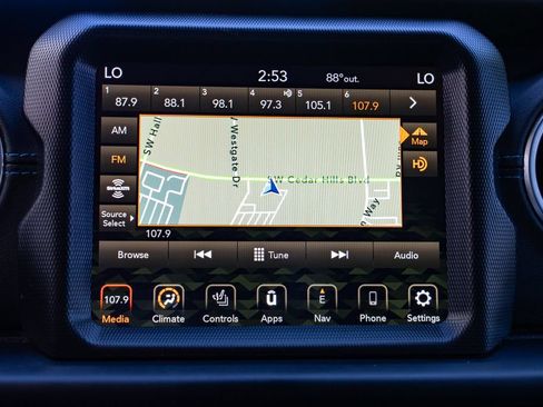 Used 2023 Jeep Wrangler Unlimited Rubicon 4xe w/ Steel Bumper Group AWD/4WD image 17