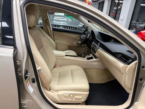 Used 2014 Lexus ES 350 image 39