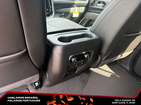 New 2026 GMC Yukon XL Denali w/ Denali Reserve Package AWD/4WD image 30