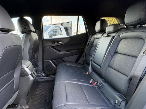 New 2026 Chevrolet Equinox LT image 11