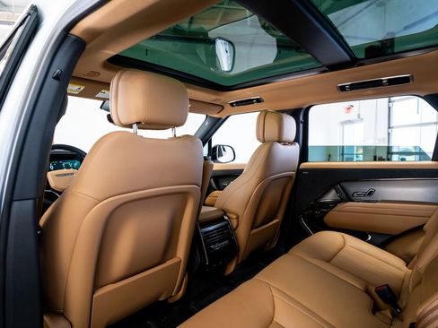 Used 2023 Land Rover Range Rover Sport SE image 50