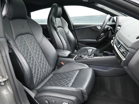 Used 2021 Land Rover Range Rover Sport HSE Silver Edition image 26