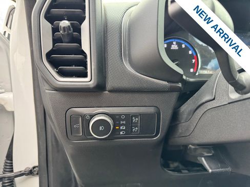 Used 2024 Ford Bronco Sport Outer Banks w/ Tech Package image 18