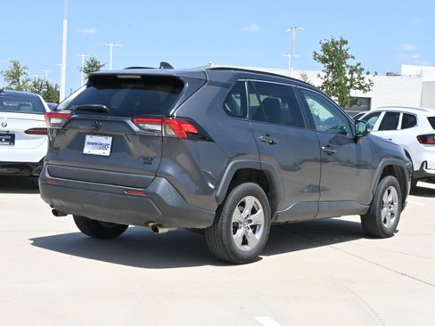 Used 2023 Toyota RAV4 XLE w/ Convenience Package AWD/4WD image 9