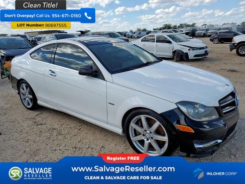 Used 2013 Mercedes-Benz C 250 Coupe image 5