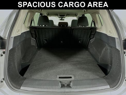 Used 2024 Nissan Rogue SV image 23