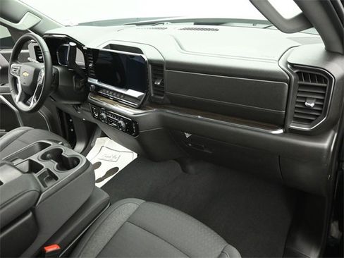 Used 2023 Chevrolet Silverado 1500 LT image 27