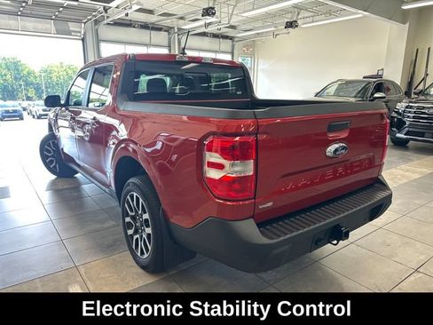Used 2024 Ford Maverick Lariat FWD image 13