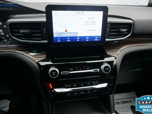 Used 2023 Ford Explorer Limited image 34